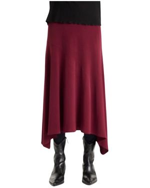 iN FRONT Midi Skirts - Rojo