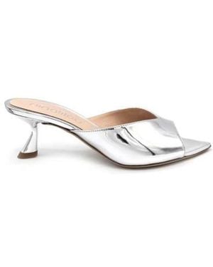 Ninalilou Heeled Mules - Metálico