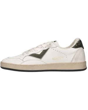 4b12 Trainers - White