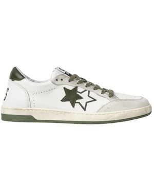 2Star Trainers - White