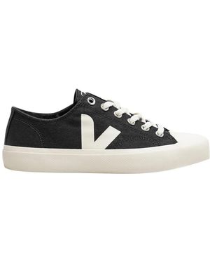 Veja Trainers - Black