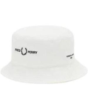 Fred Perry Hoeden - - Dames - Wit