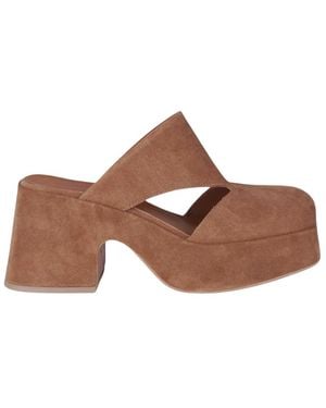 CURIOSITÉ Heeled Mules - Brown