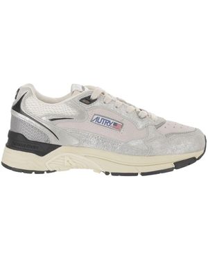 Autry Trainers - White