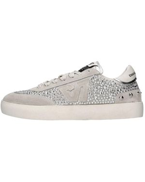 Emanuélle Vee Trainers - White