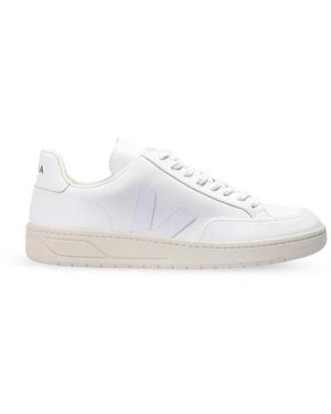 Veja Trainers - White