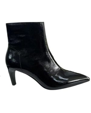 Linda Baumann Heeled Boots - Black