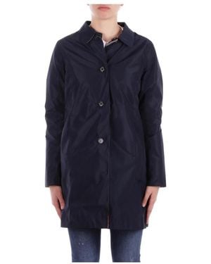 Barbour Blauer Wendemantel Logo Vorderseite Knopf