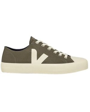 Veja Trainers - Green