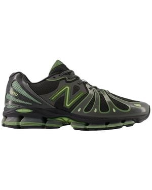 New Balance 1890 Sneakers - Grün