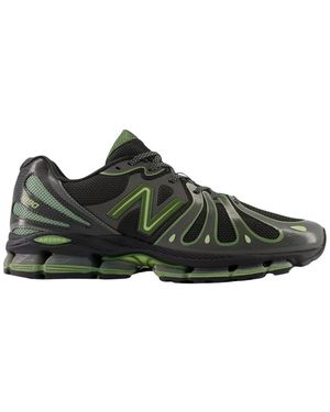 New Balance Fitness ,Veelkleurig ,1890 Sneakers - Groen