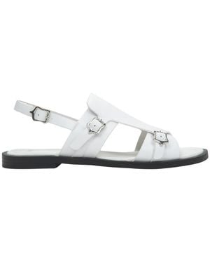 ESTRO Flat Sandals - White