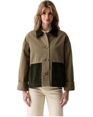Barbour Light Jackets - Marrone