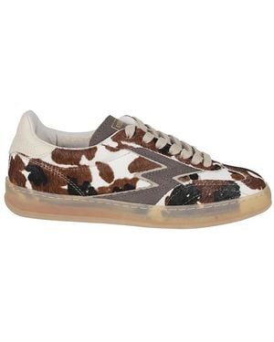 MOA Sneakers - Bruin