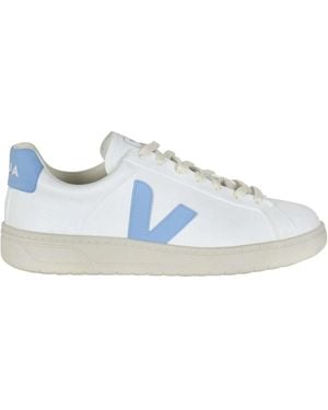 Veja Trainers - Blue