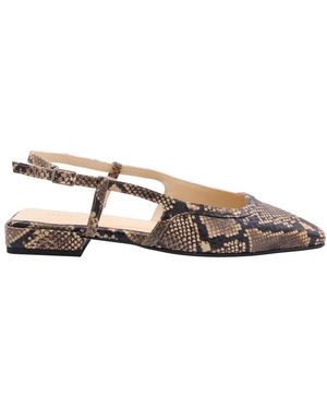 March23 Slingback - Bruin