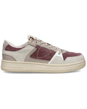 Philippe Model Trainers - Grey