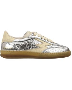 MOA Sneakers - Blanco