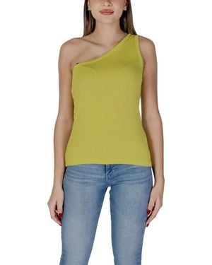 B.Young Sleeveless Tops - Verde