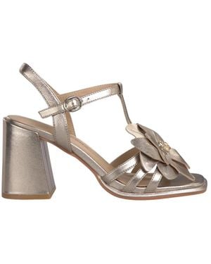 Alma En Pena. High Heel Sandals - Metallic