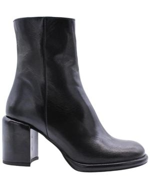 DONNA LEI Heeled Boots - Black