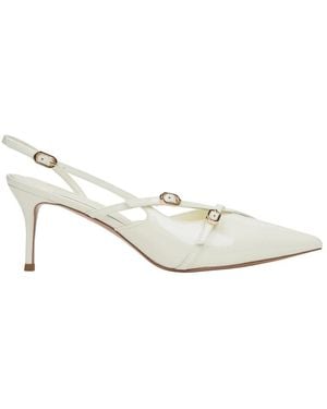 ESTRO Court Shoes - White