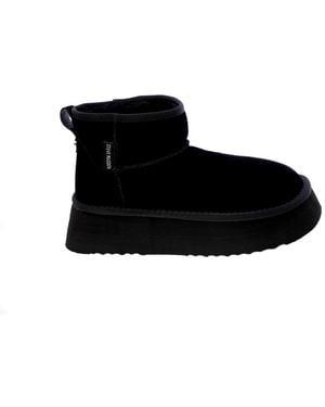 Steve Madden Winter Boots - Black
