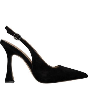 Alma En Pena. Court Shoes - Black