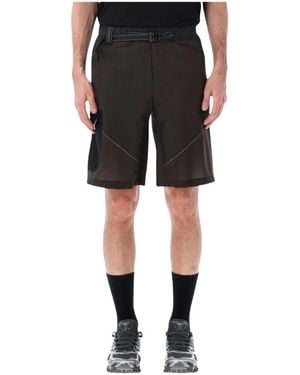 and wander Breath Rip Cargo Short - Zwart