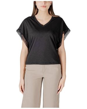 Ichi T-Shirts - Black