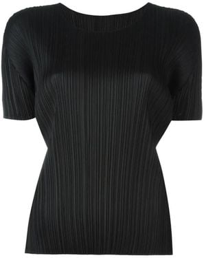 Issey Miyake Tops ,Zwart ,Polyester Ribbed T-Shirt Met Korte Mouwen