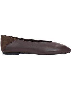 ESTRO Ballerina Shoes - Brown