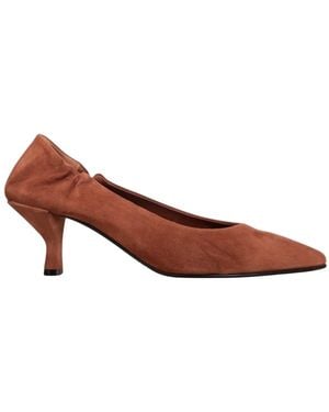 Pomme D'or Schoenen ,Bruin ,Suède Suède Pumps Met Geplooide Hak