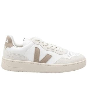 Veja Trainers - White
