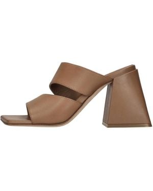 Vic Matié Heeled Mules - Marrone