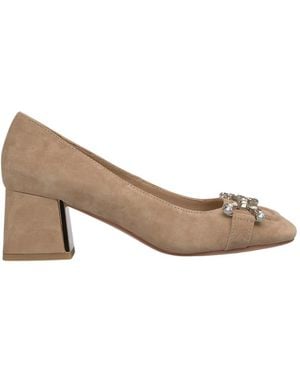 Alma En Pena. Court Shoes - White