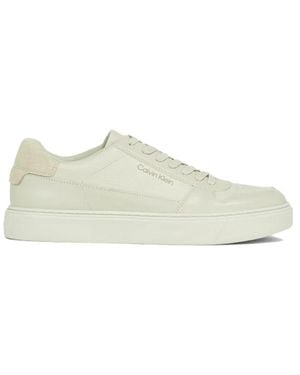 Calvin Klein Graue schnürsneaker gummisohle - Natur