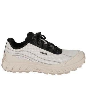 Norda Trainers - Black