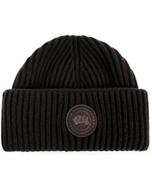 Canada Goose Accessoires ,Bruin ,Wol Geribbelde Muts Met Logopatch - Zwart