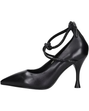 Emanuélle Vee Court Shoes - Black
