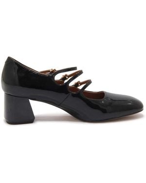 Emanuélle Vee Pumps - Black
