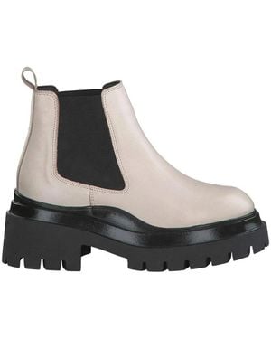 Tamaris Chelsea Boots - Black