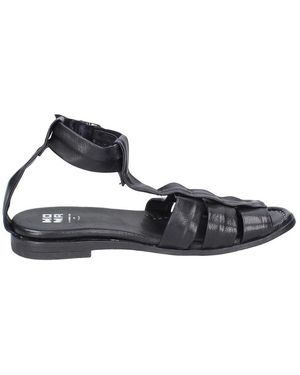 Moma Flat Sandals - Black