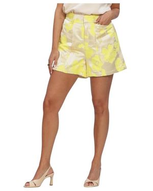 Studio Amaya Korte Broeken ,Geel ,Lola Short