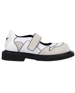 Moschino Flats - Blanco
