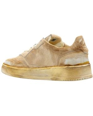 Autry Schoenen ,Super Vintage Sneakers Met Ponyhaar En Kwastjes - Naturel