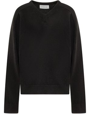 ARMARIUM V-Neck Knitwear - Black