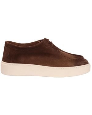 Doucal's Schoenen ,Bruin ,Suède Sneaker Chukka Parabot Juke