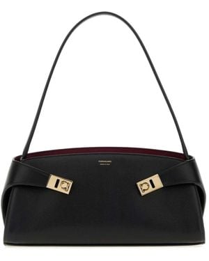 Ferragamo Shoulder Bags - Schwarz