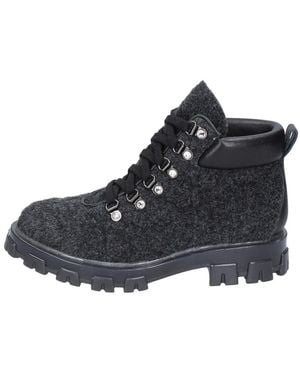 Stokton Lace-Up Boots - Black